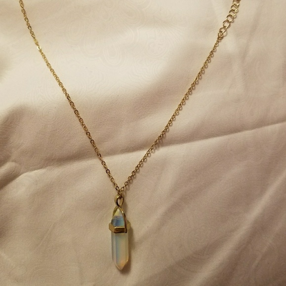Jewelry - NWOT Crystal Necklace